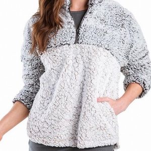 Thread and Supply Women’s Sherpa Pullover Fleece L
